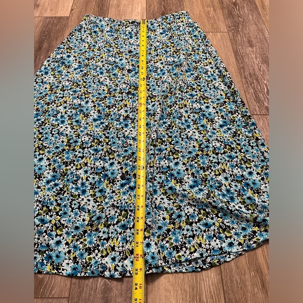 🛍️Christopher & Bank Button down open floral skirt size 12 - Picture 6 of 7